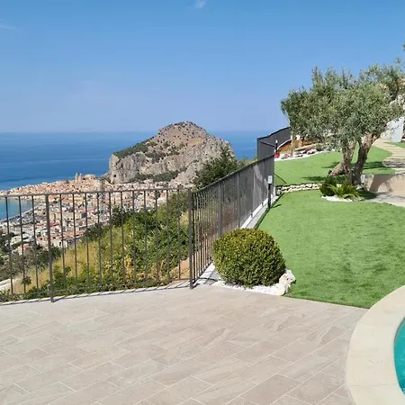 Skyview Гостевой дом Чефалу