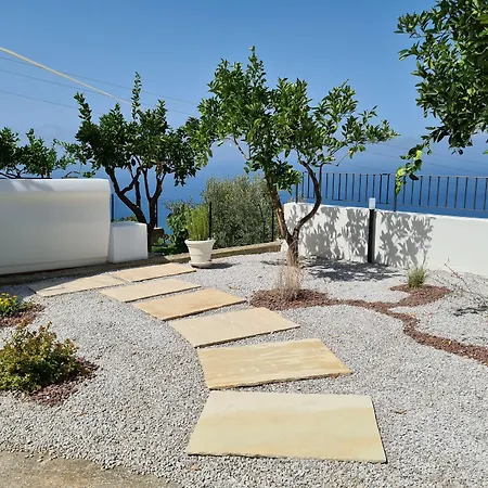 Skyview Чефалу