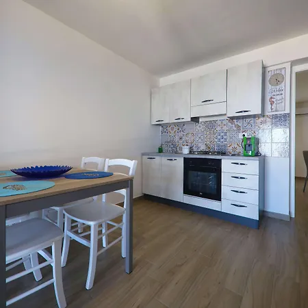 Skyview Чефалу