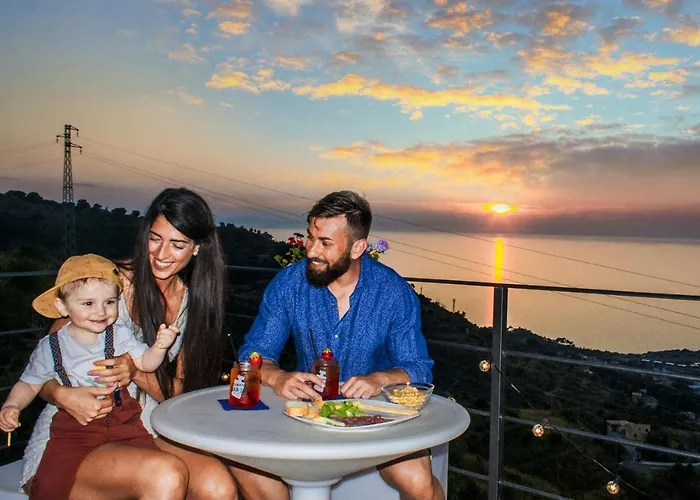 Skyview تْشيفالو