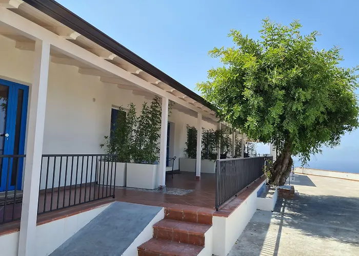 بيت ضيافة Skyview 4*