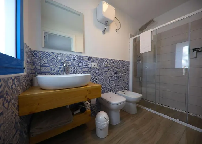 Skyview Гостьовий будинок Чефалу