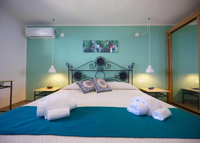 Гостьовий будинок Skyview Чефалу